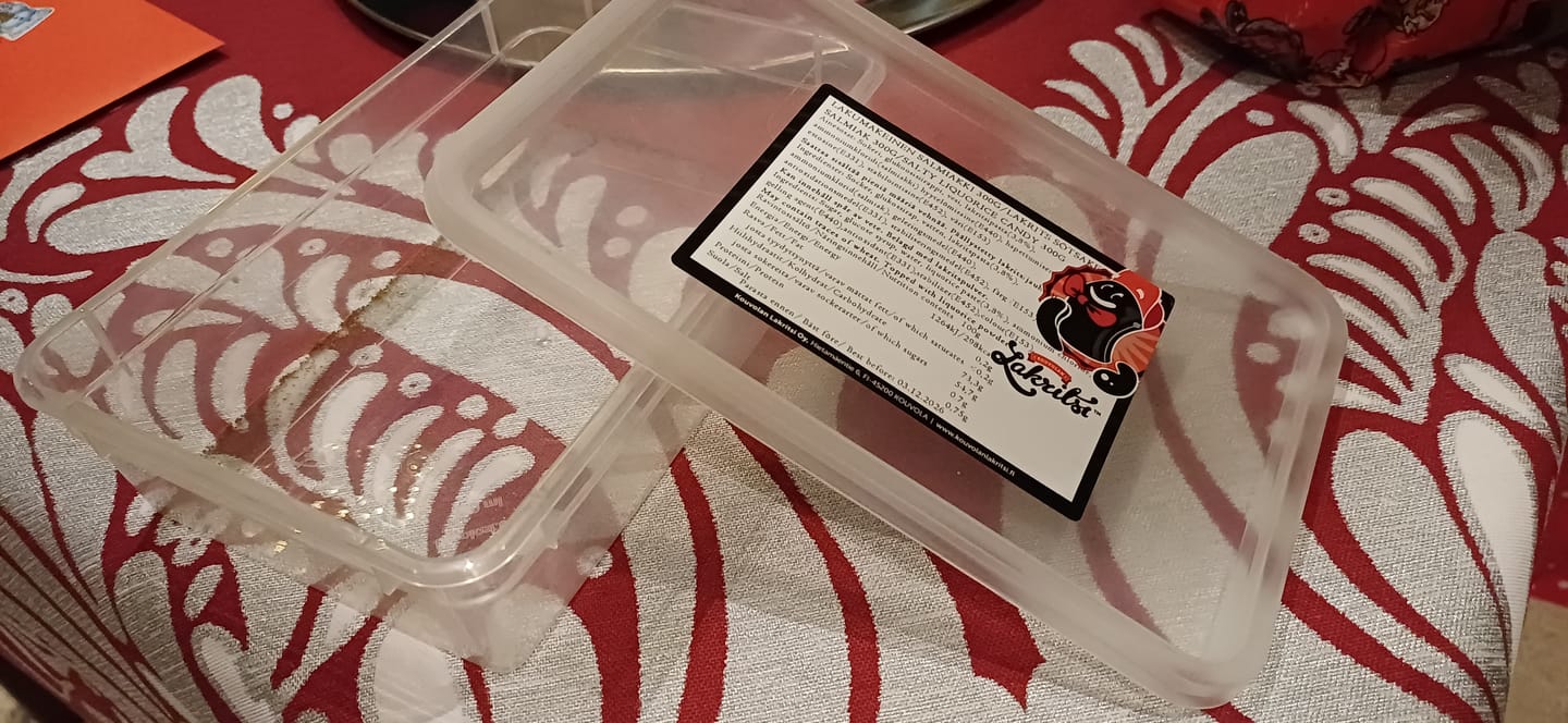 Customer photo review of Salty Drops, Topped with liquorice powder (300g)
