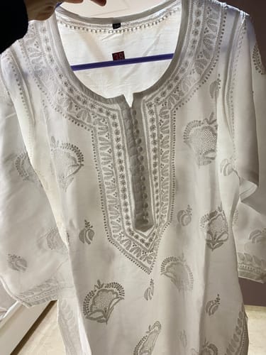 Customer photo review of Women's Lucknowi Handcrafted Raw silk Chikankari Kurti - HONC0330099
