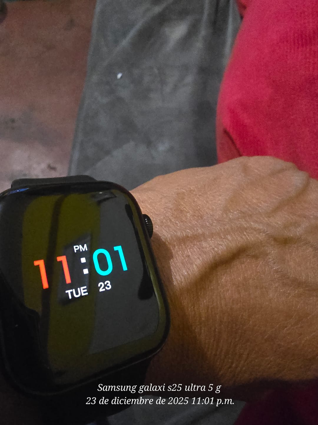 Customer photo review of Kit STF Smartwatch Reloj Kronos Element + Smartwatch Reloj Kronos Element mini