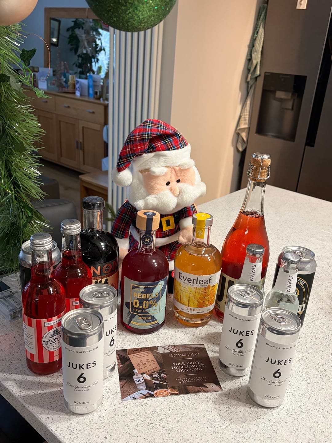 Customer photo review of Monthly, Bi-Monthly or Quarterly JOMO Box 🍸