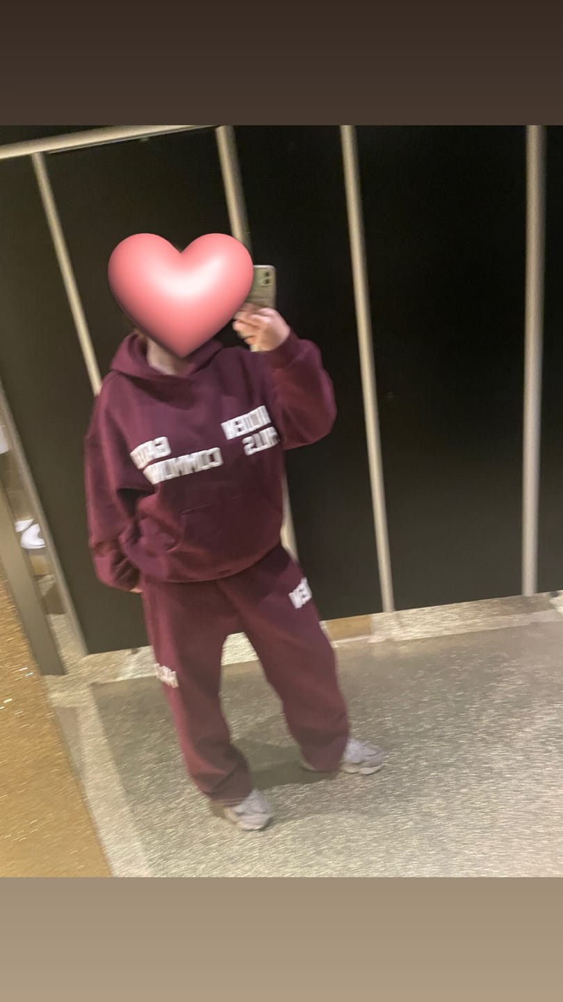 Customer photo review of GATED COMMUNITY HOODIE SAGE