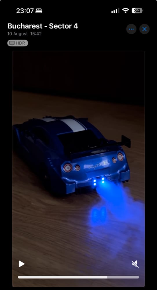 Customer photo review of Masina cu telecomanda RC, Timebox, Drift car, 20km/h, lumini LED, cauciucuri interschimbabile, 2 baterii tip acumulator incluse, 1:16, Albastru