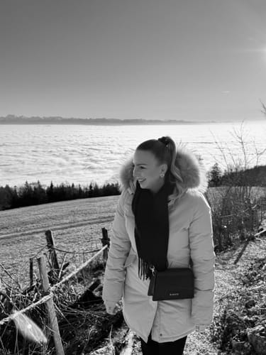 Customer photo review of MANA - BLACK