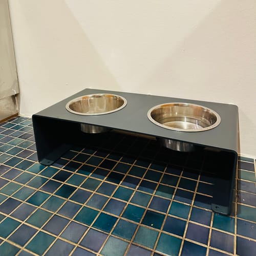 Customer photo review of Wilma - Futterstation aus Metall für Hunde und Katzen