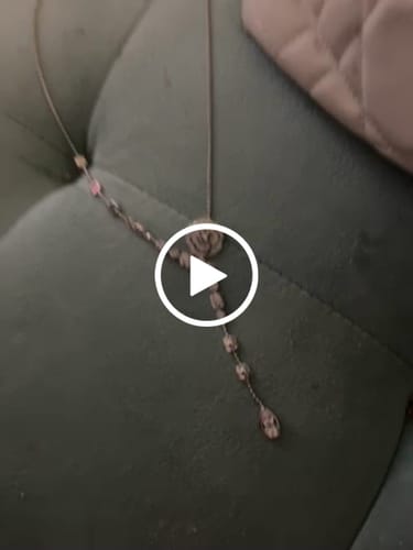Customer video review of BOUTON DE CAMELIA SILVER DIAMOND NECKLACE