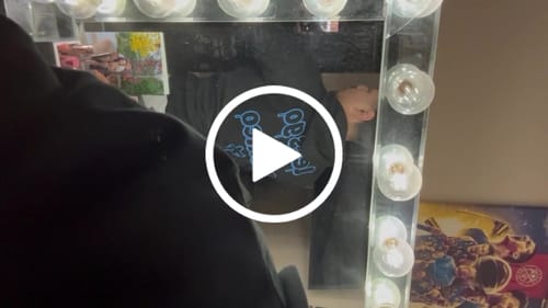 Customer video review of MEXICO HOODIE