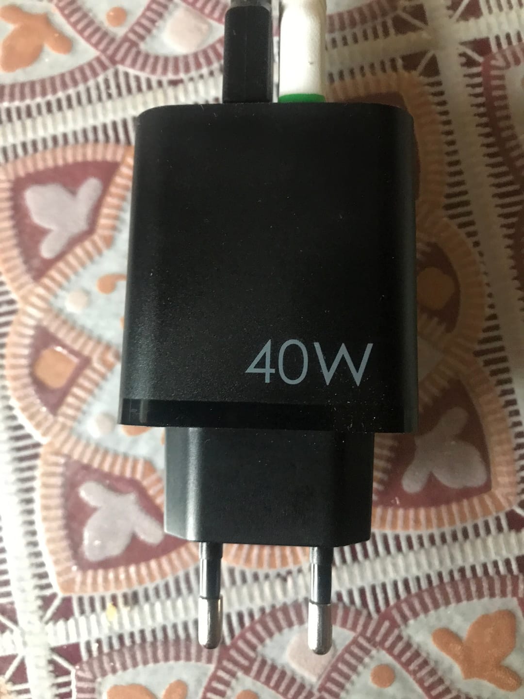 Customer photo review of Incarcator Retea Timebox, 4 Porturi, 40W Fast Charge, 1 x Type-C, 3 x USB, Negru