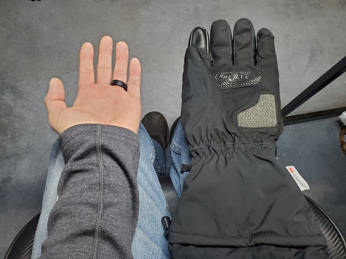 Customer photo review of RIDEIRON Winter Waterproof Rechargeable Heated Motorcycle Gloves | JIA10H