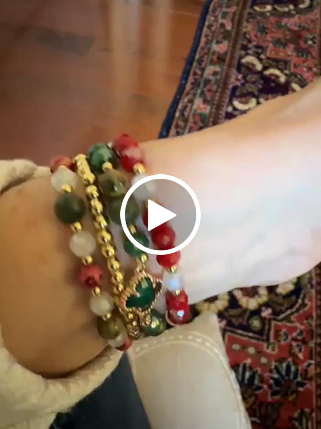 Customer video review of Merry Filigree Stretch Apple Watch Strap
