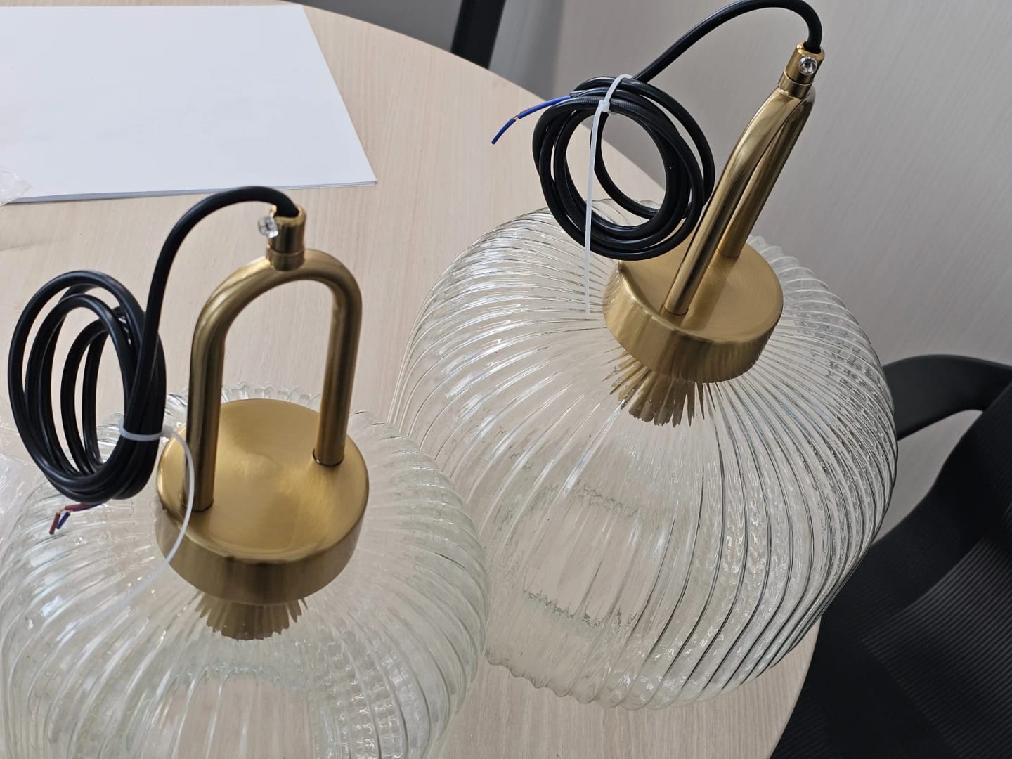 Customer photo review of Luminária Pendente Moderno Vidro LED Stripes