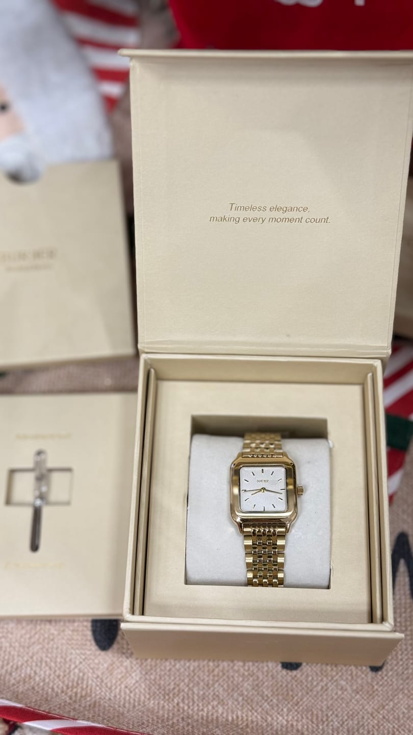 Customer photo review of Macy Gold White