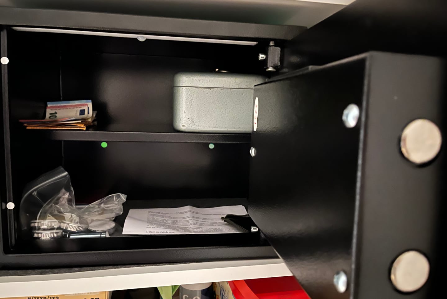 Customer photo review of Elektronische Kluis met Cijferslot