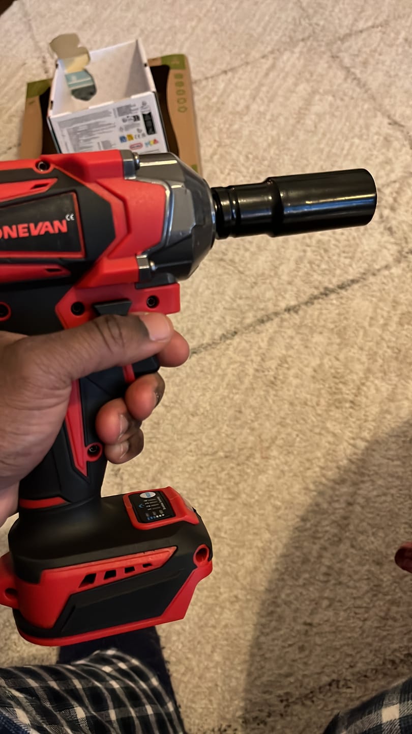 Customer photo review of ONEVAN 1/2" 1200N·m Brushless Cordless Impact Wrench Set – 44-Piece Kit | For Makita 18V Battery