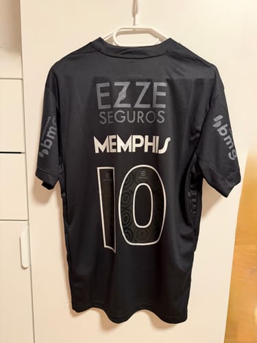 Customer photo review of Memphis Depay #10 Corinthians Black Kit Jersey Trikot Maillot Maglia Camiseta Soccer Shirt