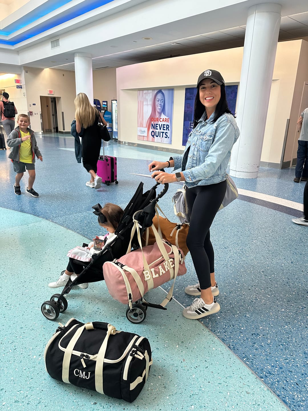 Customer photo review of Roller Tote Black