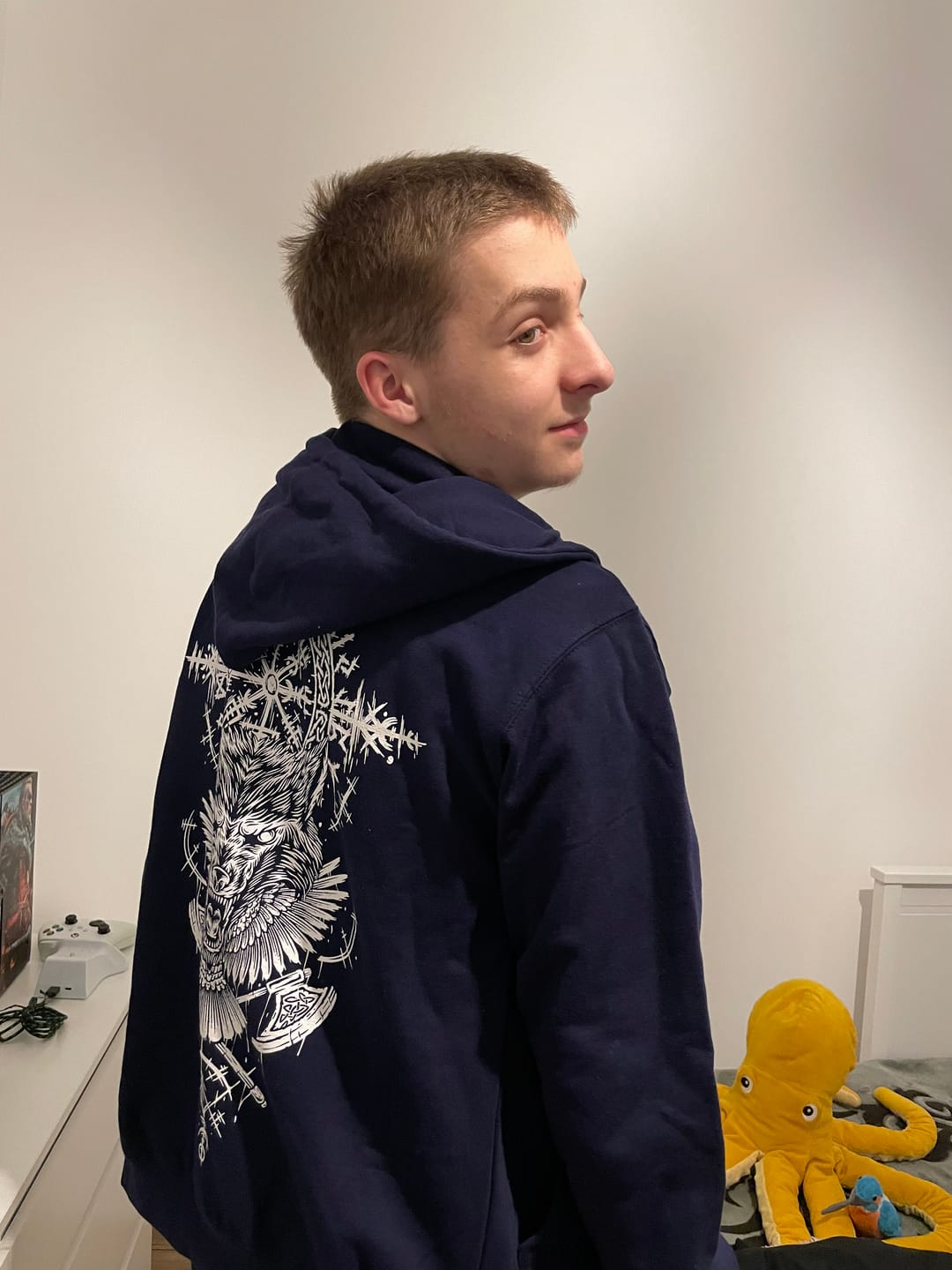 Customer photo review of Asgard - Zip-Hoodie Unisex Backprint