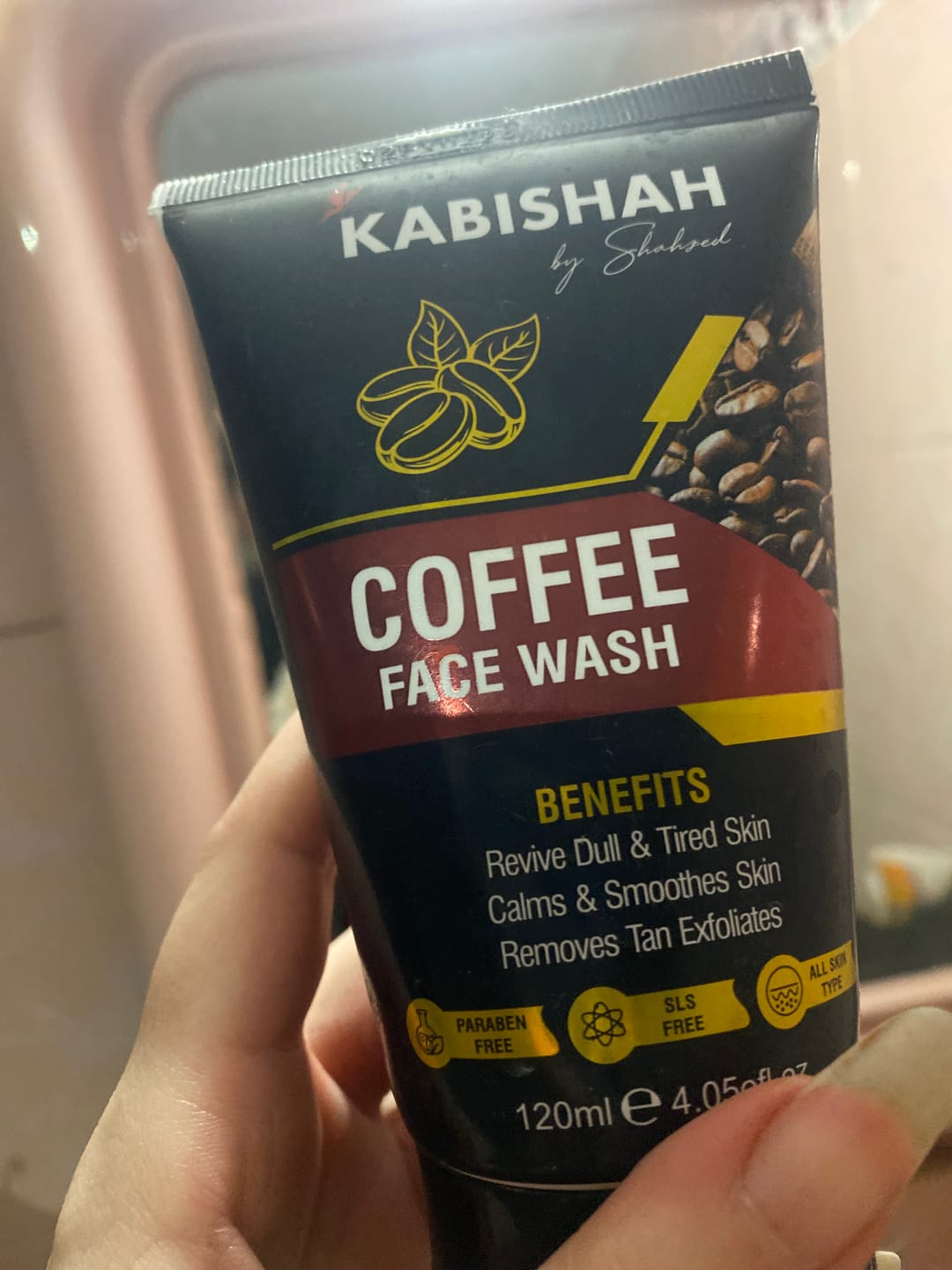 Customer photo review of Coffee Face Wash - Revives, Exfoliates & Removes Tan