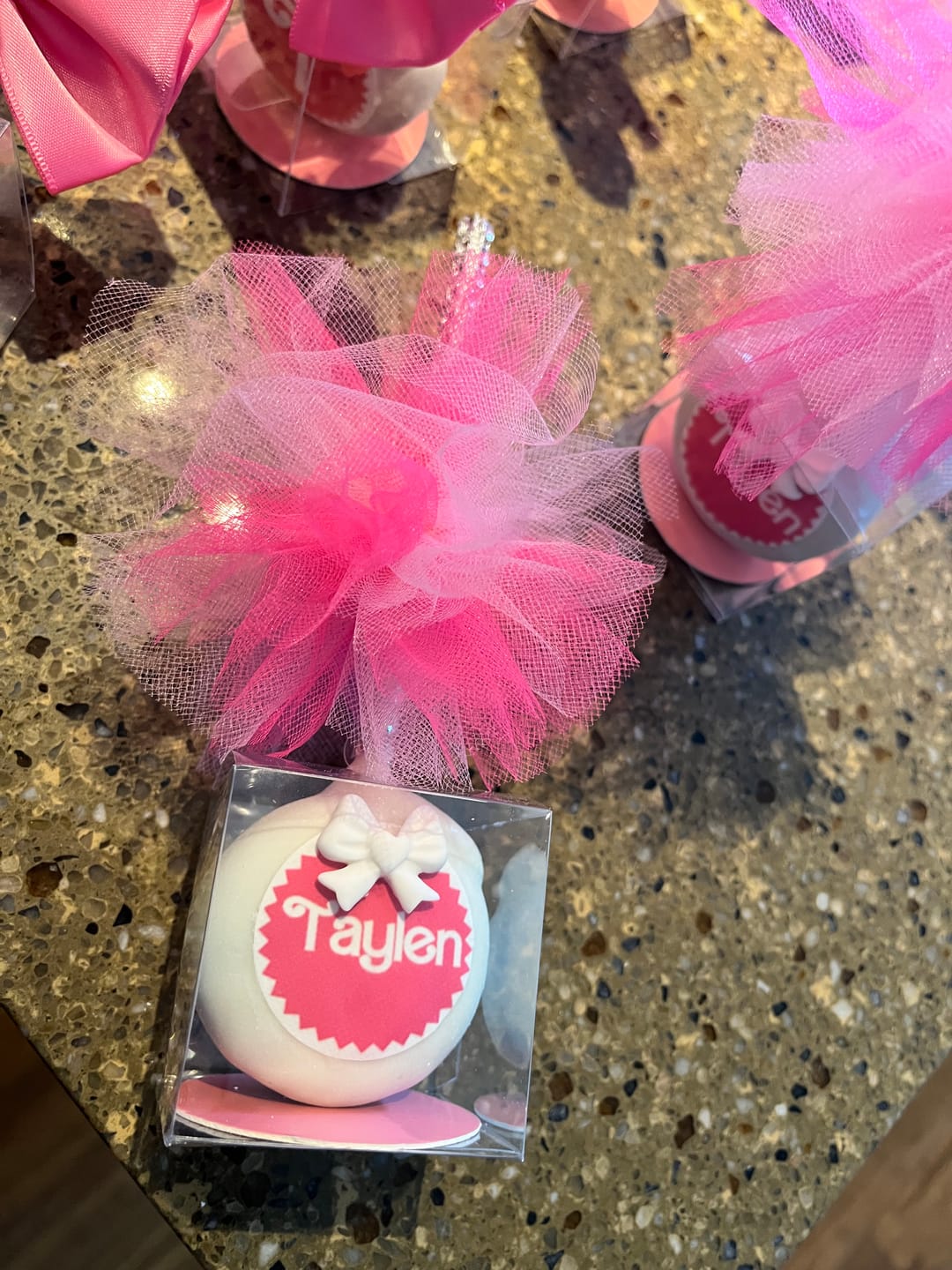Customer photo review of Mega Bow Mold