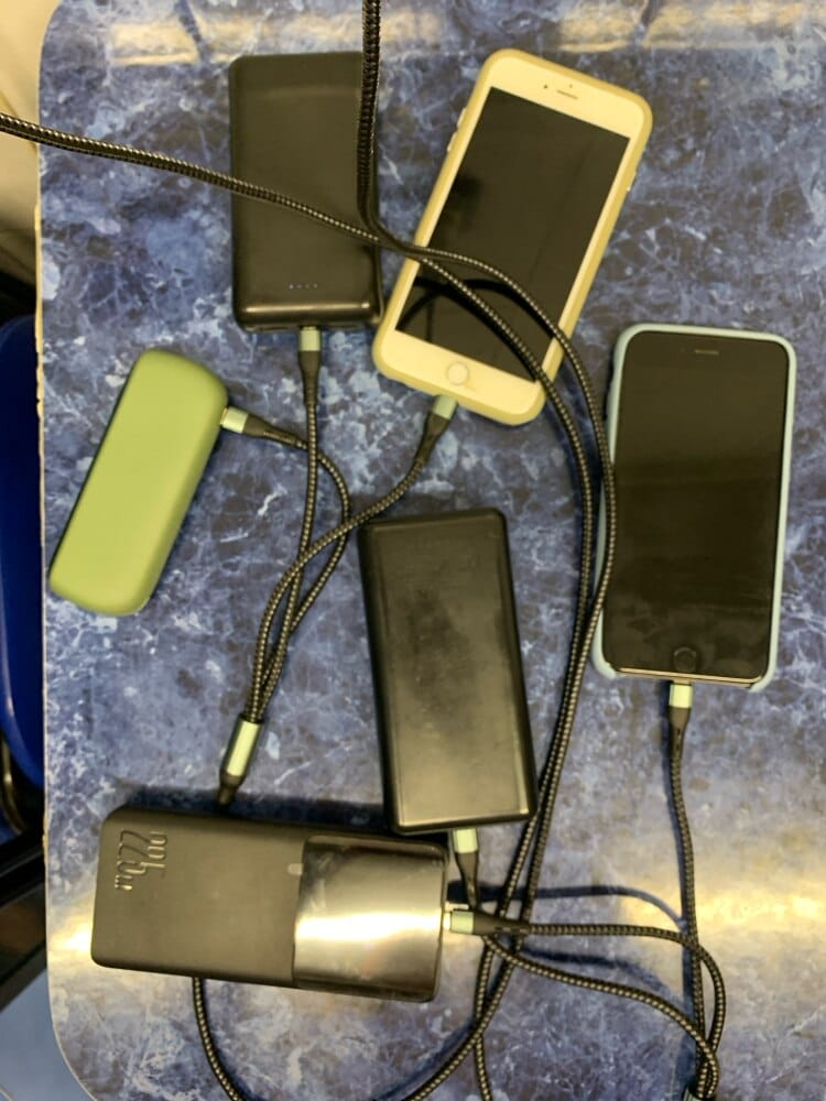 Customer photo review of Cablu de date si incarcare Rapida, Timebox, 3 in 1, Nailon, Super Fast Charge 120W, USB, Type C, Lightning, Micro-USB, Albastru