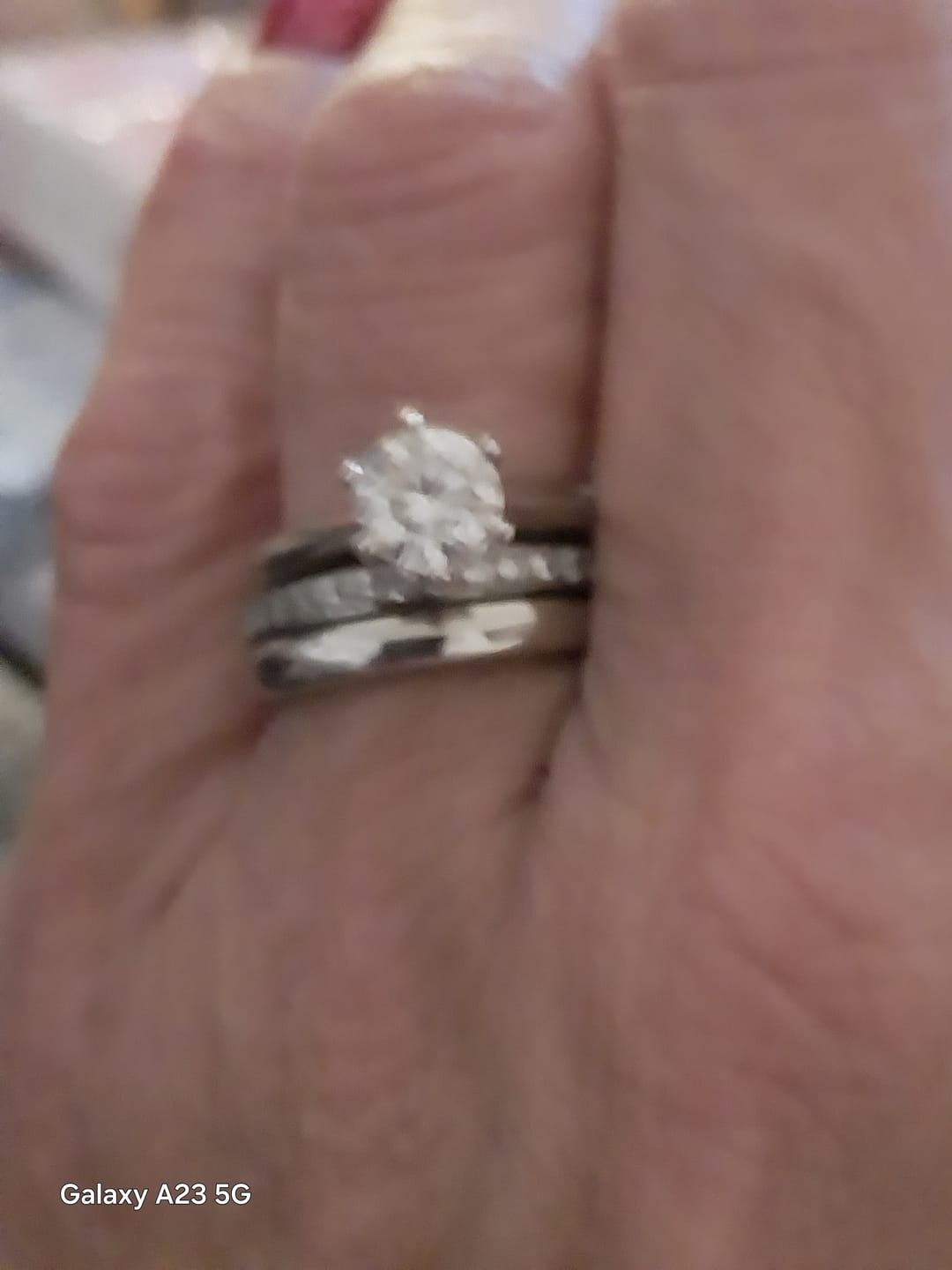 Customer photo review of White Gold 2mm Full Glitz Ring