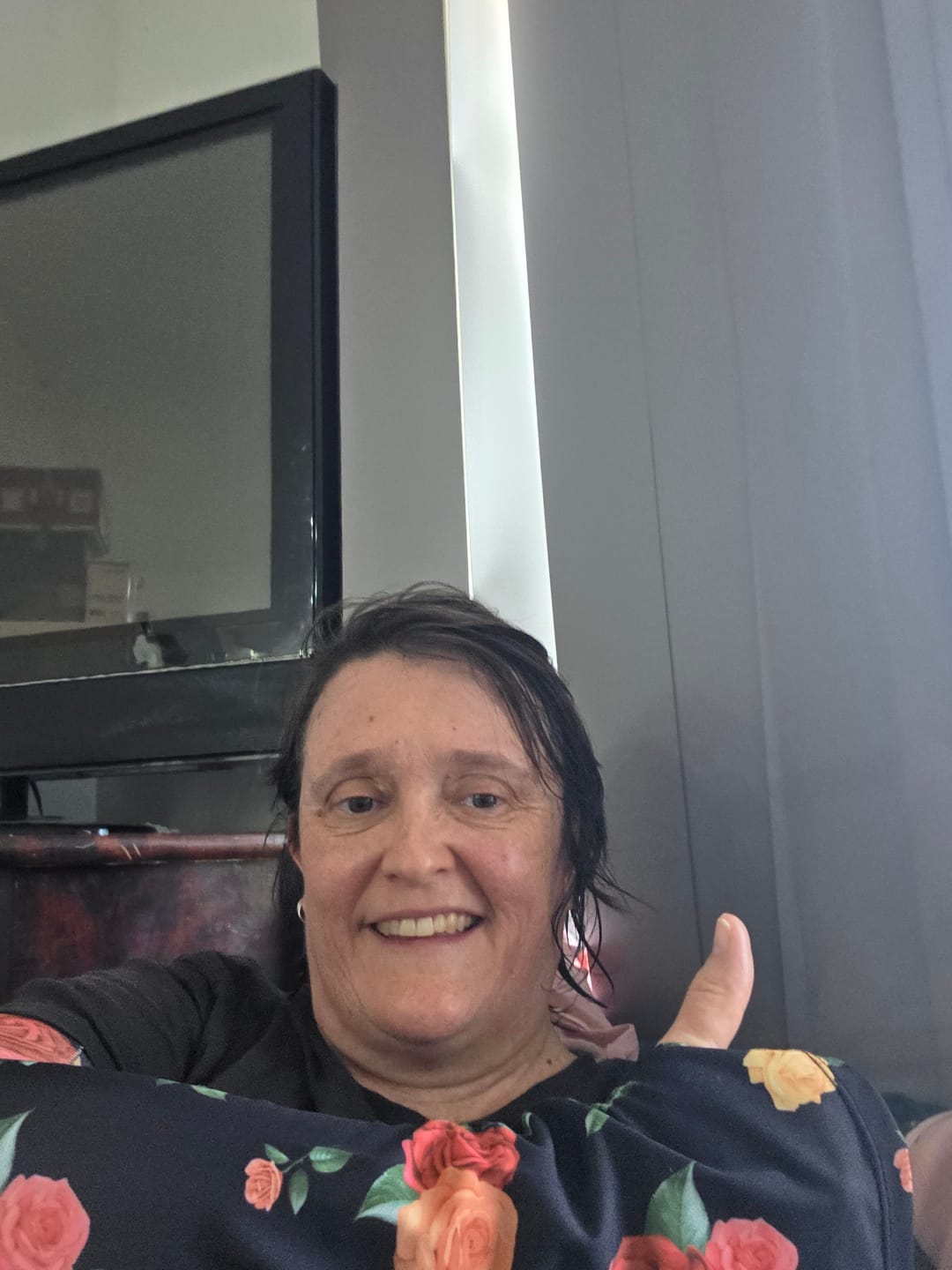 Customer photo review of Gardening Protection Sleeves - Rose Black