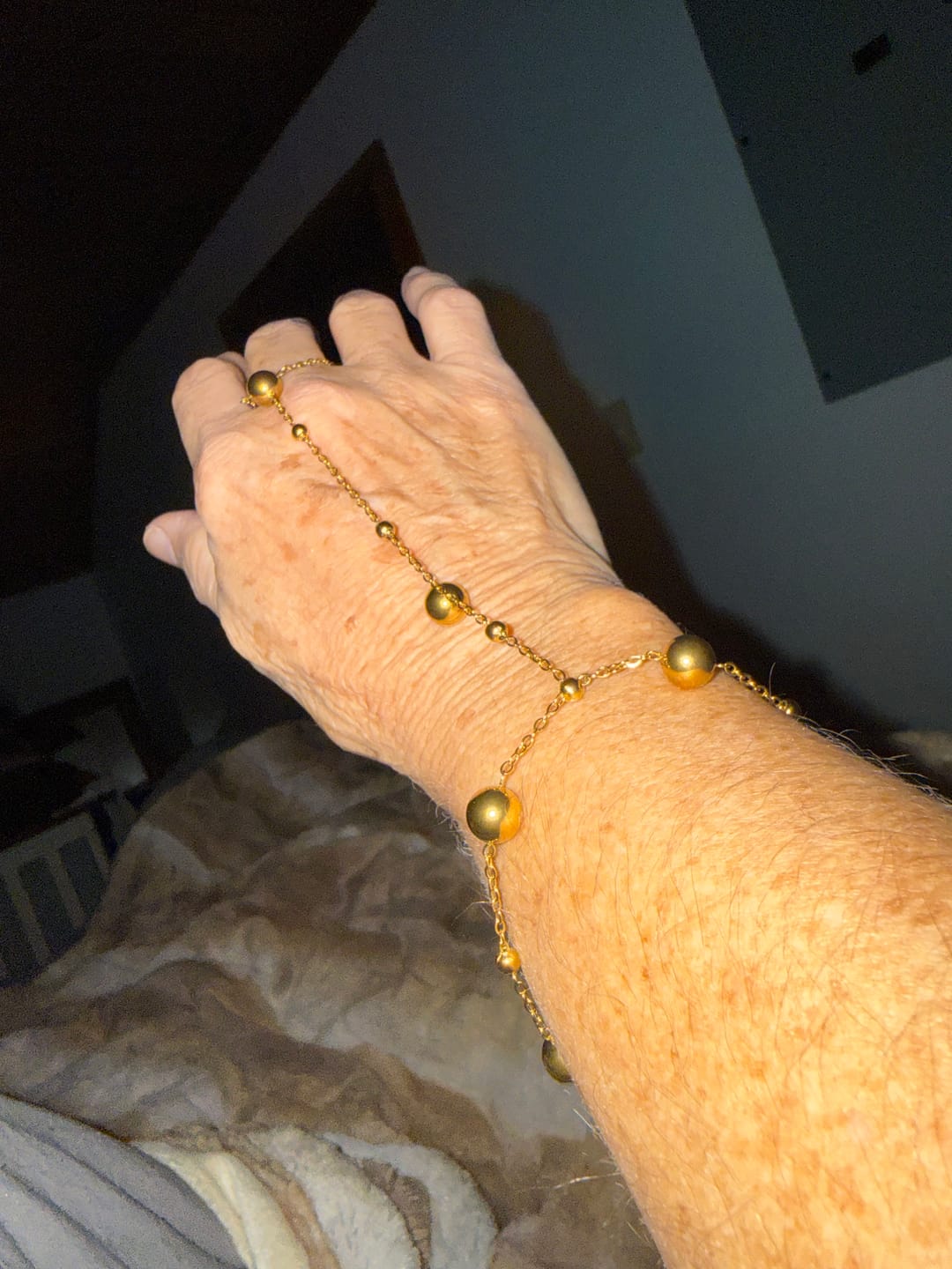 Customer photo review of Seltzer Handchain