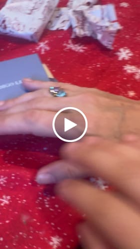 Customer video review of Navae Birthstone Ring