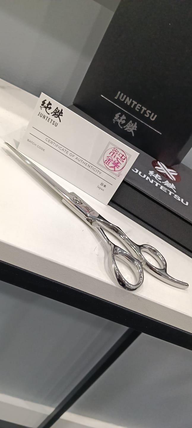 Customer photo review of Juntetsu VG10 Offset Hair Cutting Scissors