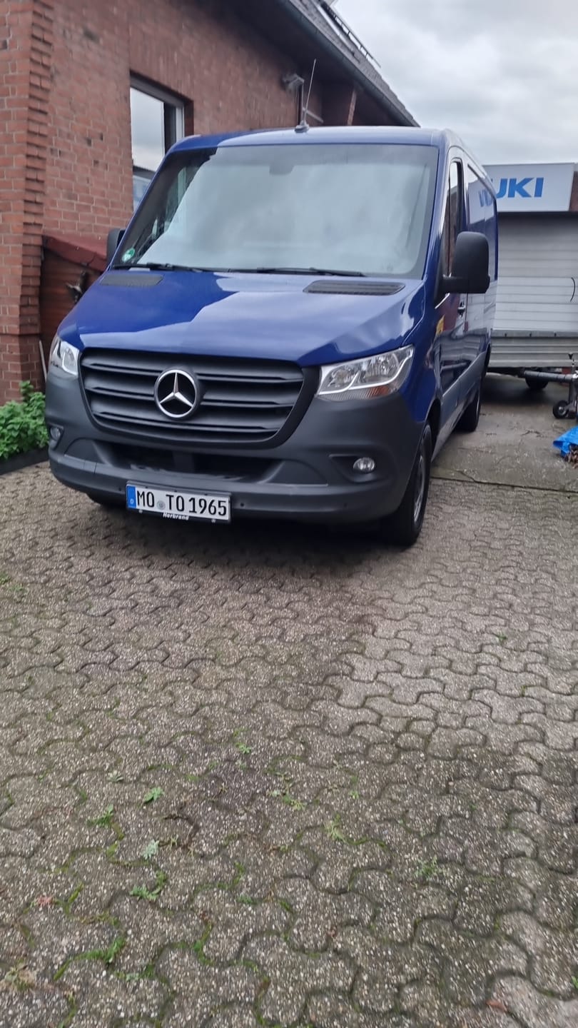 Customer photo review of Mercedes Sprinter | Dämpfungs-Adapter für Center-Speaker | W907 / W910 ab 2018 Typ VS30