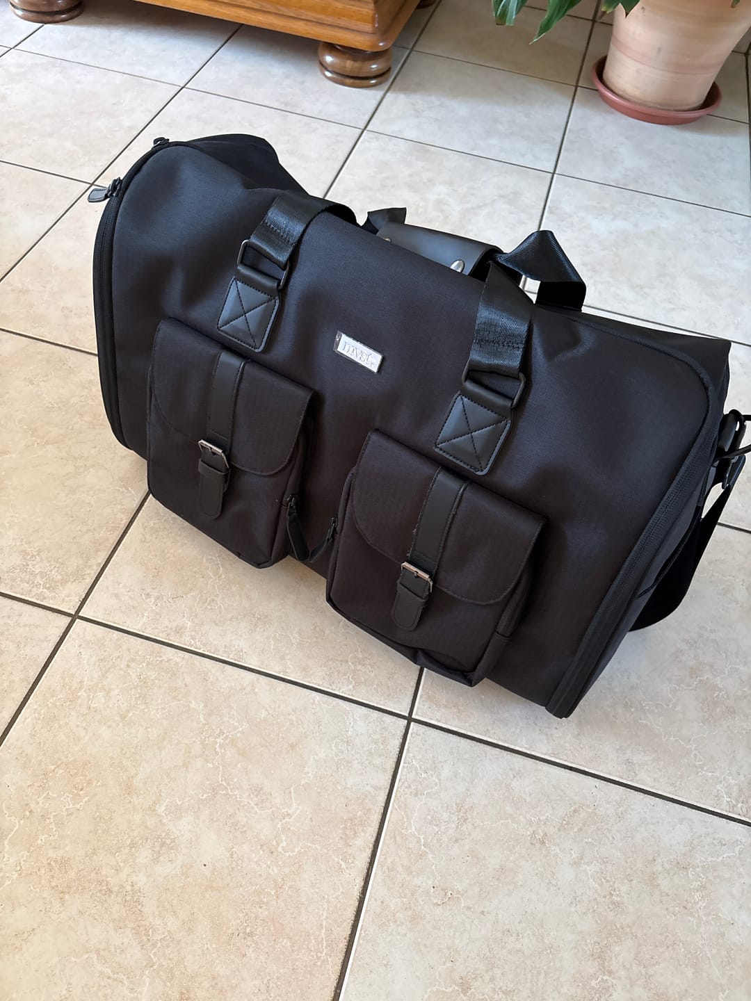 Customer photo review of Duffle Bag Garment Bag 2 in 1 | Garment Weekender Bag