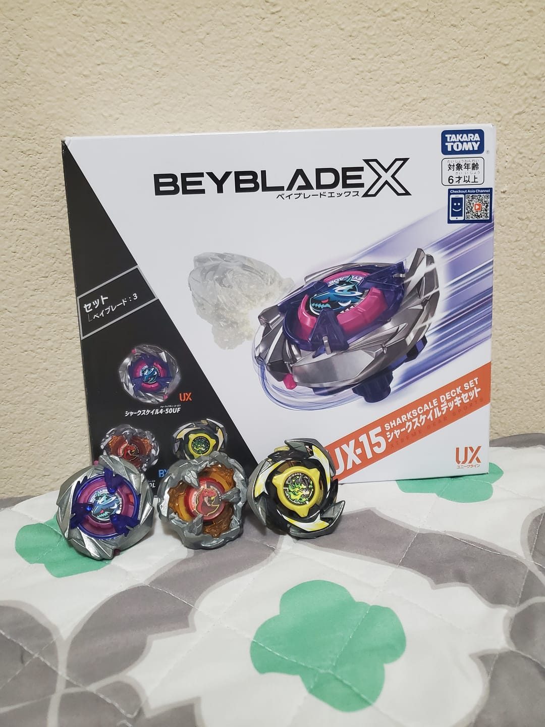 Customer photo review of [Back-Order Jan 10th] Beyblade X UX-15 SharkScale Deck Set