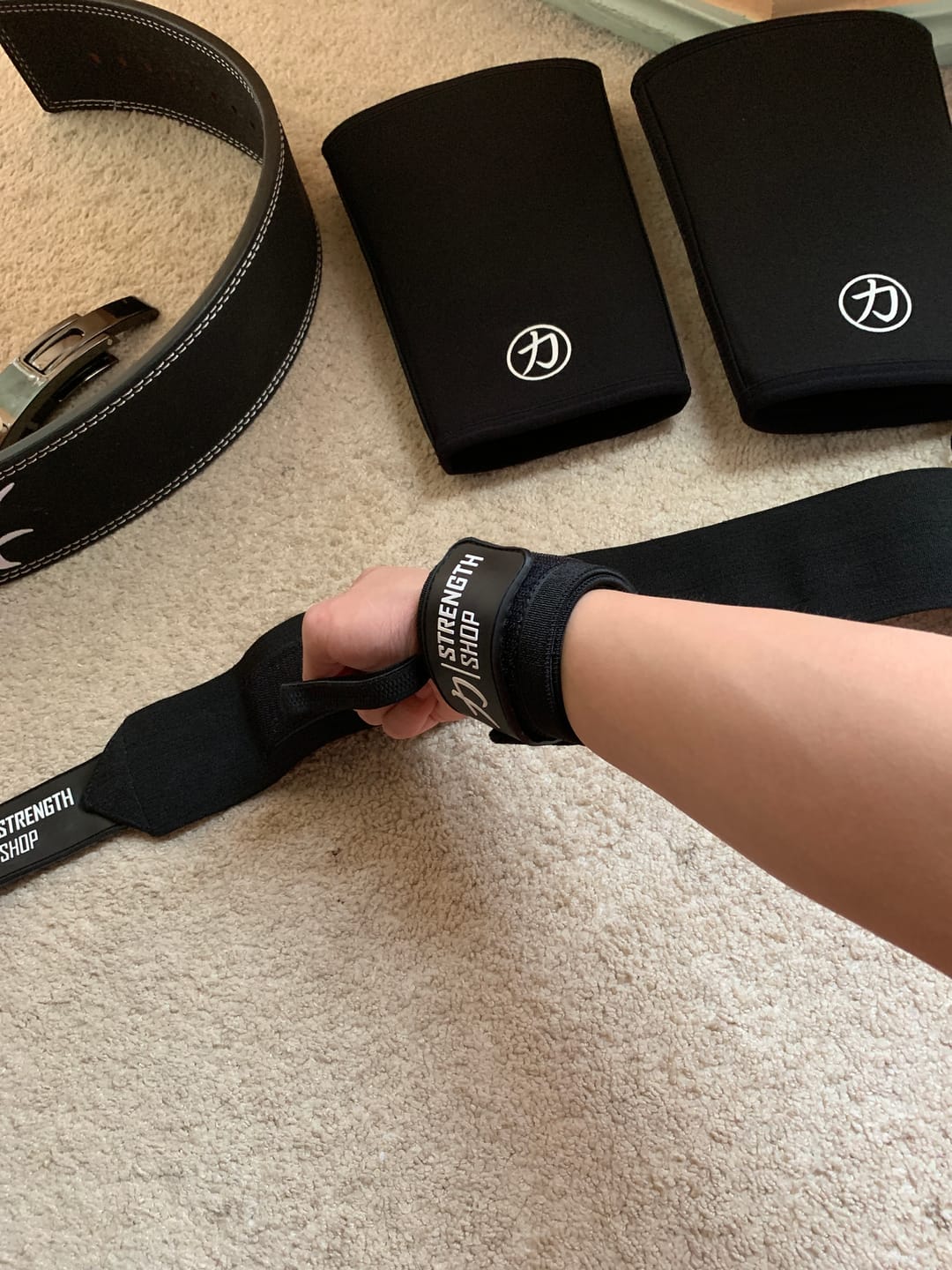 Customer photo review of Heavy Wrist Wraps - Black