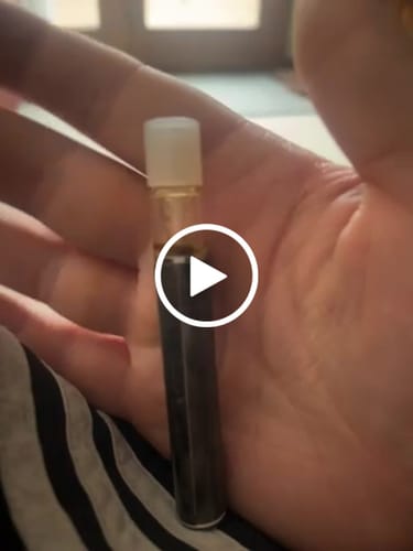 Customer video review of Champaya Disposable (.5g)