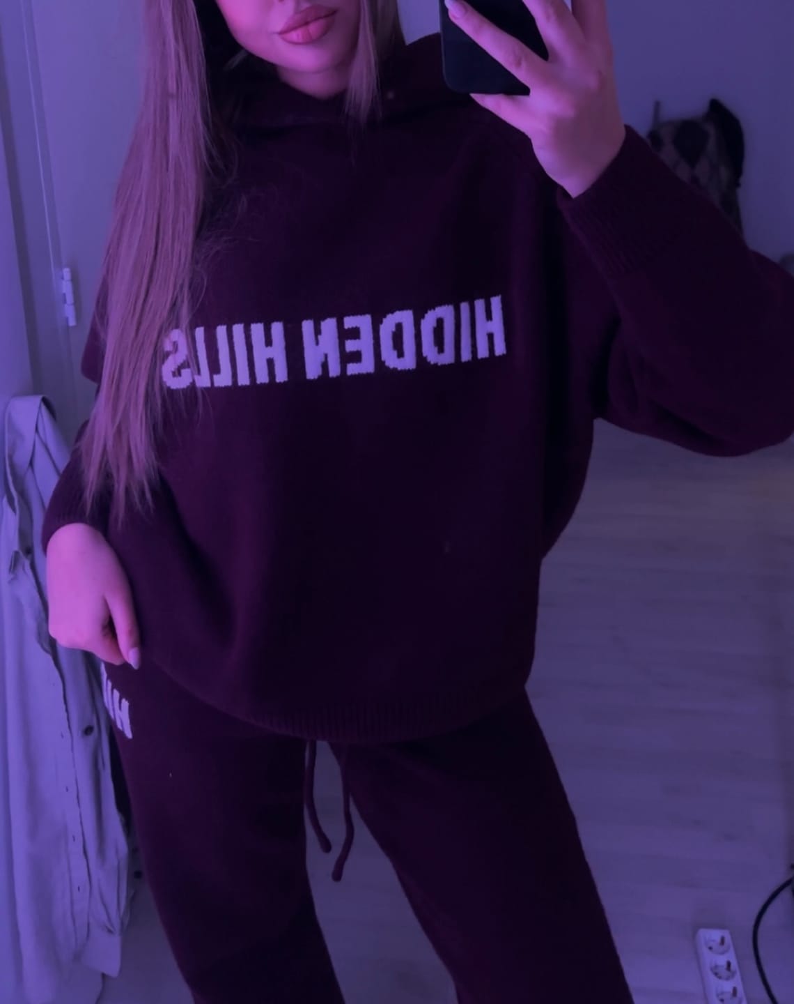Customer photo review of KNIT SWEATPANTS DARK PLUM