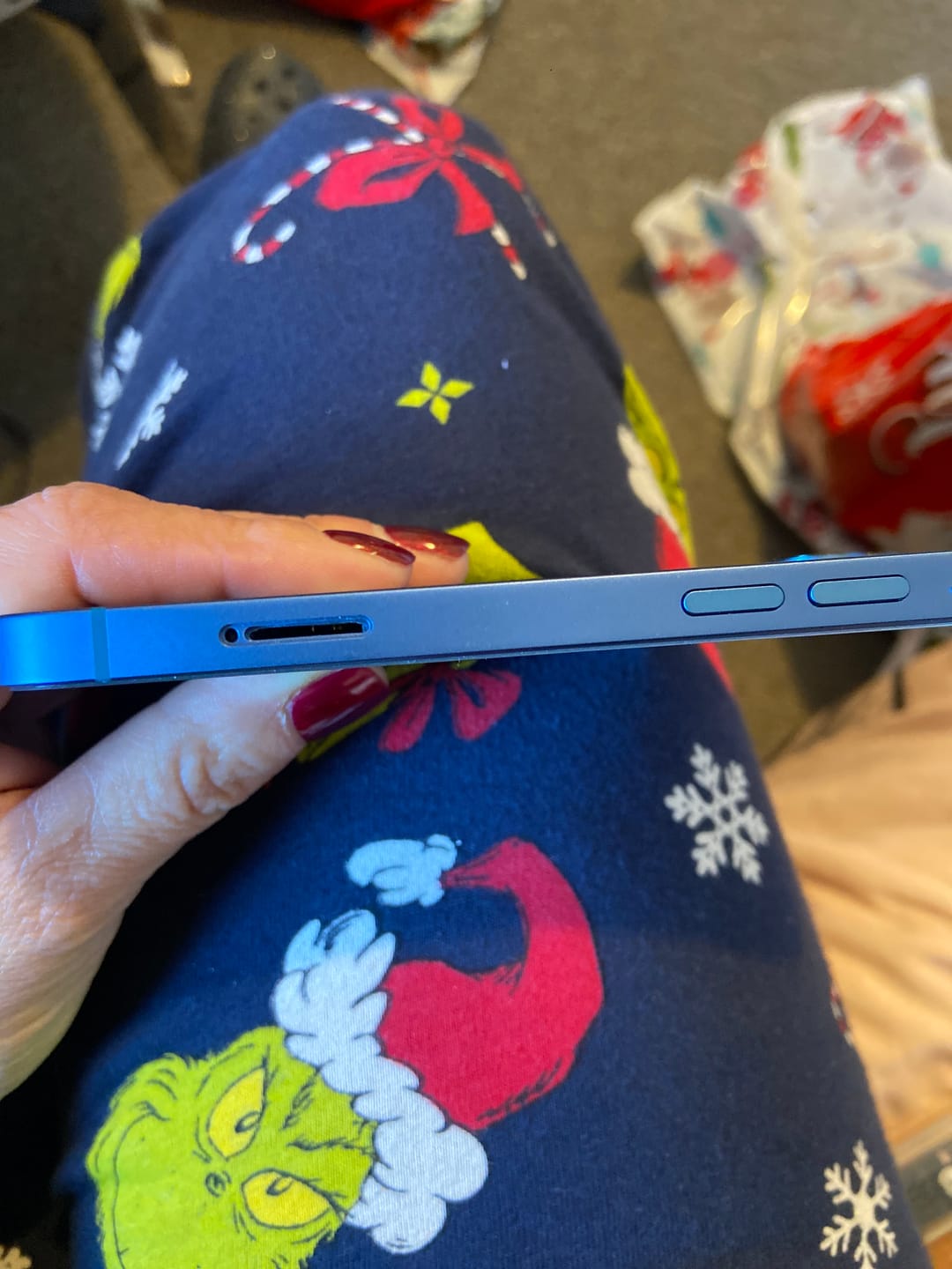 Customer photo review of Apple iPhone 13 mini - Unlocked - Face ID