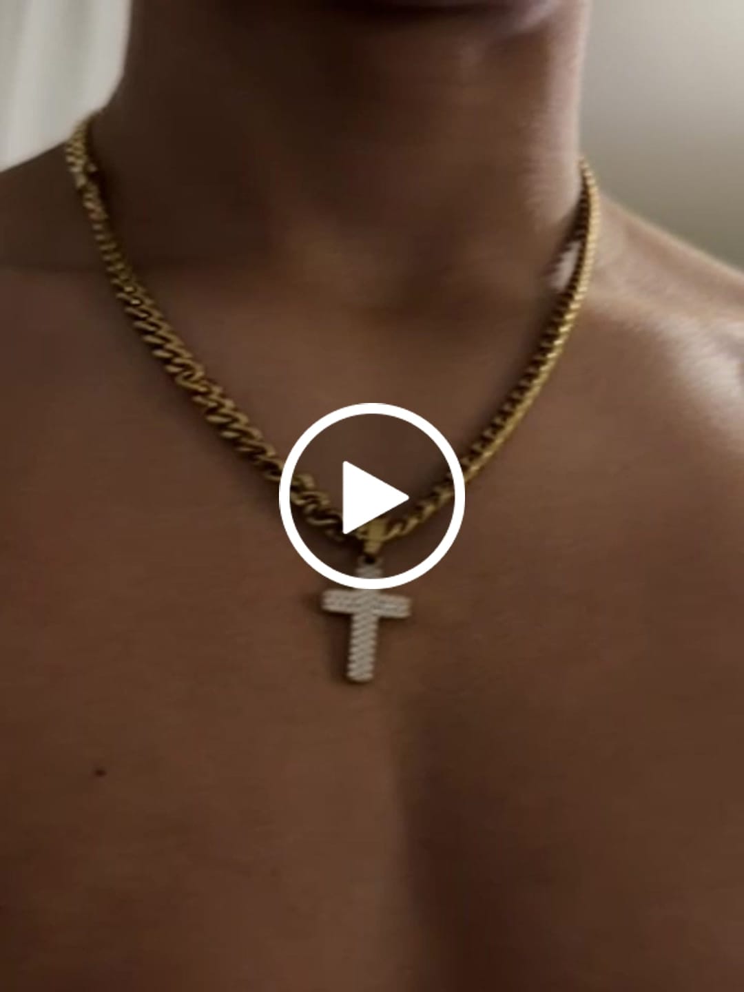 Customer video review of "Unbreakable" Cuban (Gold) 6mm