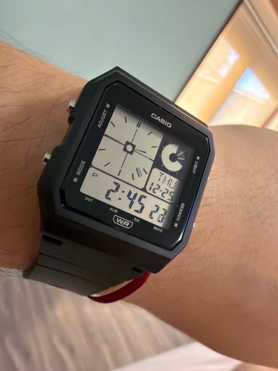 Customer photo review of Reloj Casio Vintage LF-20W-1ADF Twin-Graph Reissue Resina