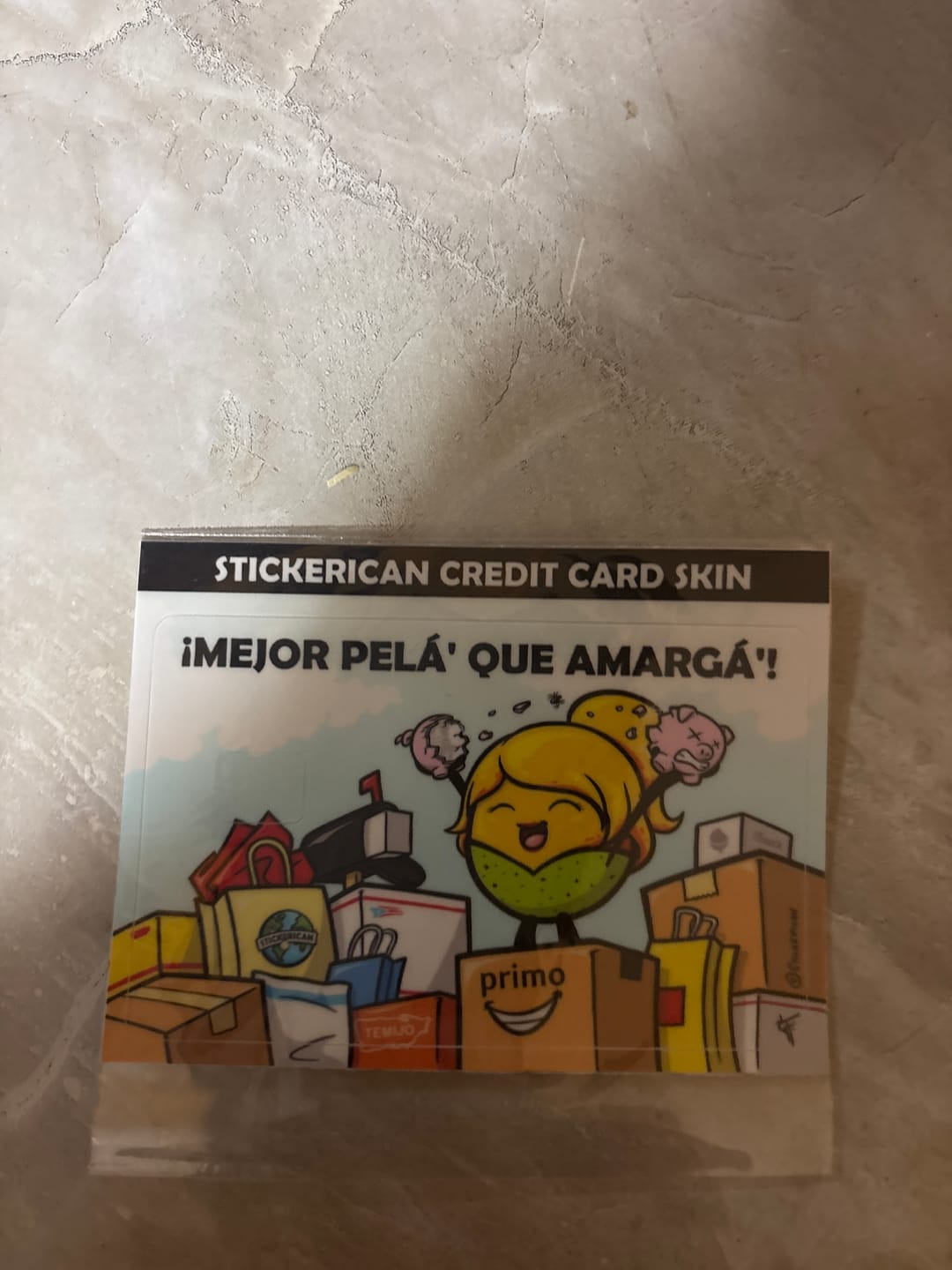 Customer photo review of (Damas) Mejor Pelá' que Amargá' - Sticker para Tarjeta de Crédito