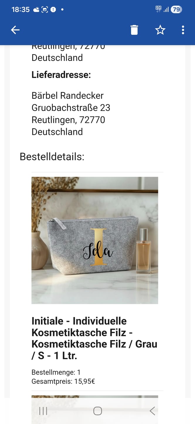 Customer photo review of Initiale - Individuelle Kosmetiktasche Filz
