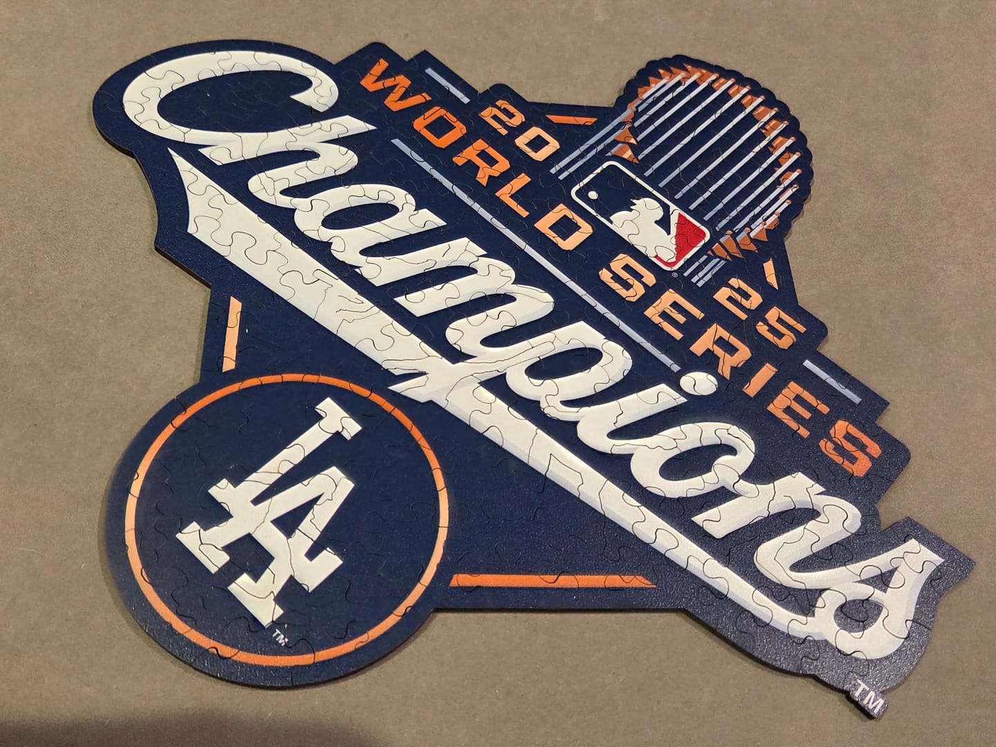 Customer photo review of Los Angeles Dodgers™ 2025 World Series - Wooden Puzzle