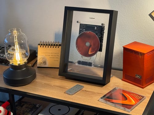 Customer photo review of M1 Music Frame CD Player