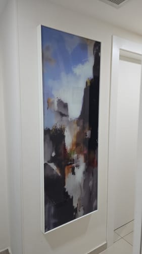 Customer photo review of דלת תמונה להסתרת ארון חשמל