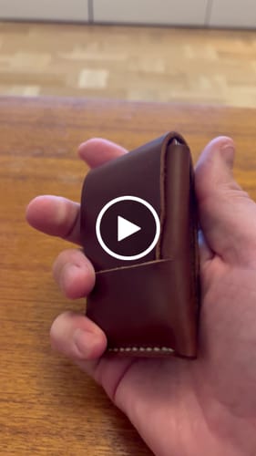 Customer video review of Slimmad plånbok i äkta läder