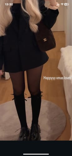 Customer photo review of CHANEL 25S HOBO BAG 30 CM IN DARK BROWN SUEDE WITH GOLD HARDWARE