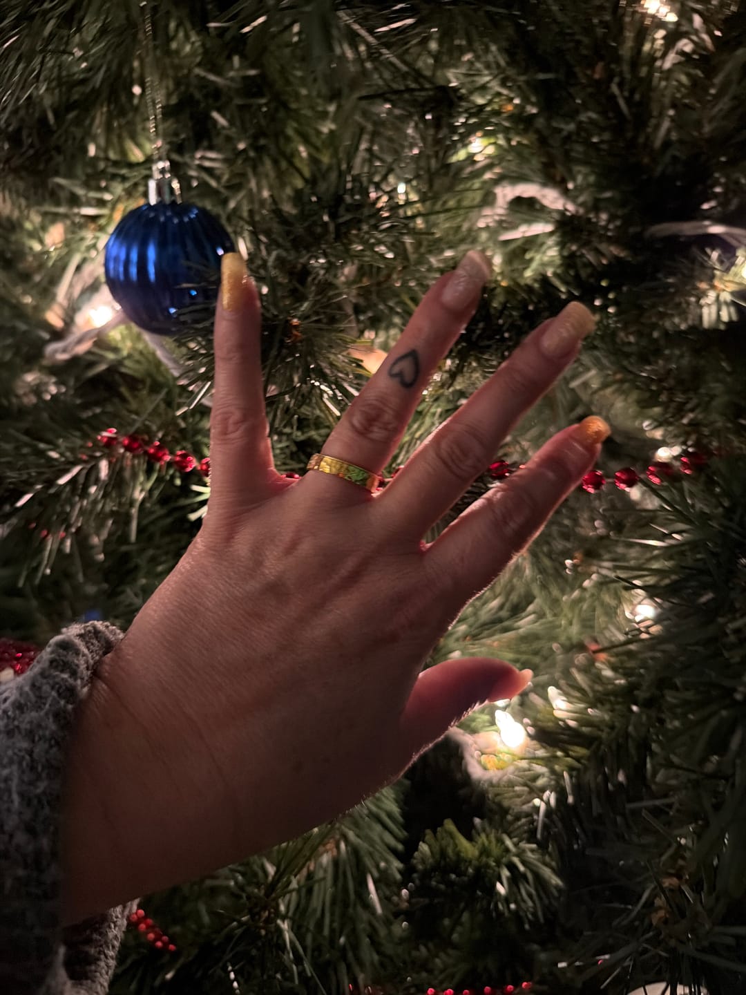 Customer photo review of Dorcas Hammered Gold Ring