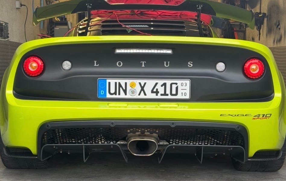 Customer photo review of Lotus Exige CUP380/430 Rear Aero Blades (OEM Moulded New Vesion)
