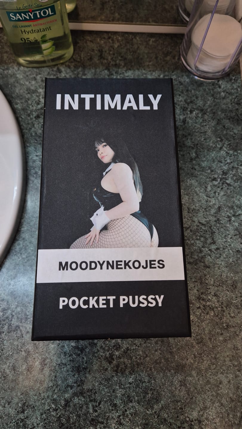 Customer photo review of Feel MoodyNekoJes