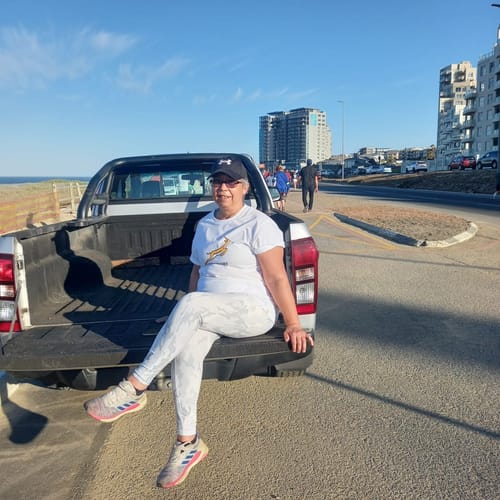 Customer photo review of Springboks Bok Regular Tee V1-White