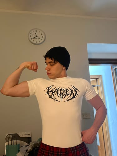 Customer photo review of SHORTSLEEVE COMPRESSION T-SHIRT - BLACK CRAZE / WHITE