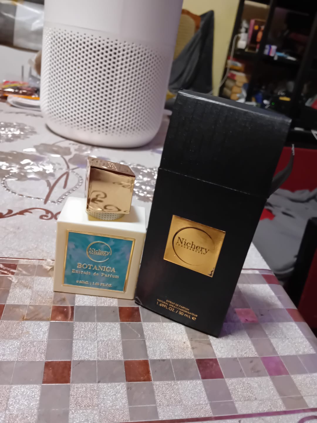 Customer photo review of Nichery Botanica Extrait de Parfum - Unisex 50ml